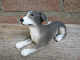 beeldje Greyhound puppy grijs-wit
