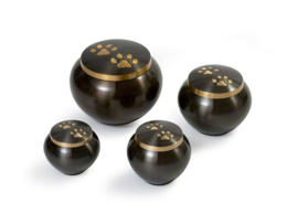 Paw print urn