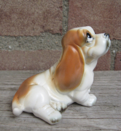 vintage beeldje Basset hound puppy