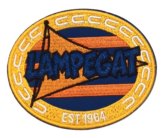 Embleem / applicatie LAMPEGAT ORANJE VLAG 8,5  x 7 cm