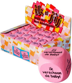 Dobbelsteen Ik of jij verschoont de baby