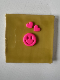 Tegeltje smiley hartjes