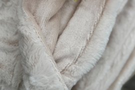 Fluffy offwhite