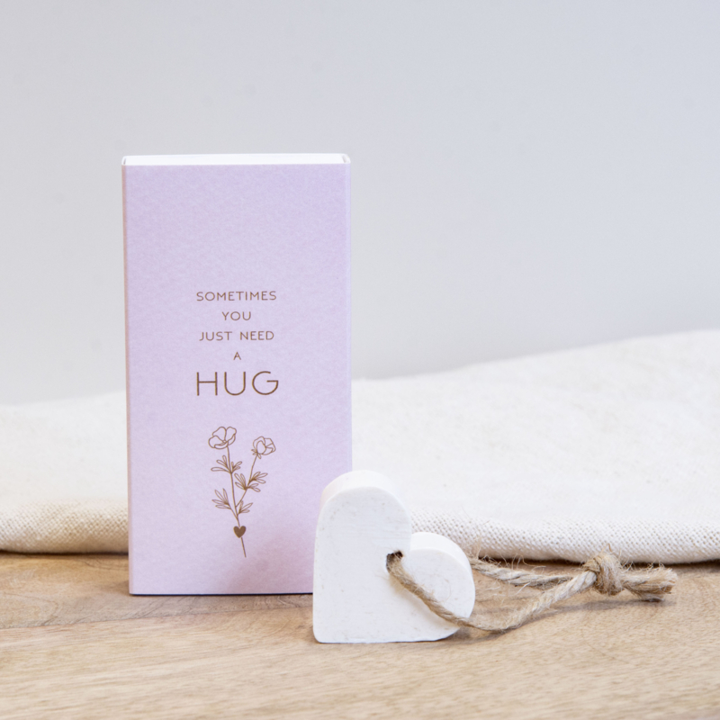 Little giftbox Hug