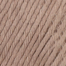 Yarn and Colors Epic 006 Taupe