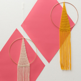 Yarn and Colors | Haakpakket | Must-Have Triangle Wall Hanging