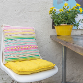 Yarn and Colors | Haakpakket | Garden Party Cushion