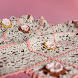 Yarn and Colors | Haakpakket | Romantic Throw
