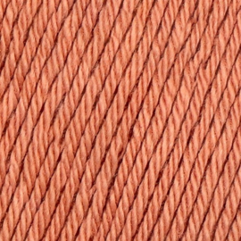 Yarn and Colors Must-have 110 Caramel