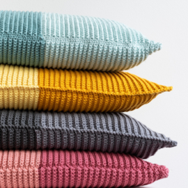 Yarn and Colors | Haakpakket | Two Tones Cushion 50 x 50 cm