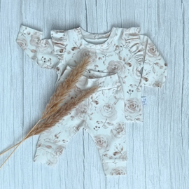 Ruffle Longsleeve Rozen Beige