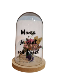 Stolpje met tekst en droogbloemen voor moederdag