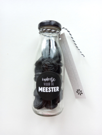 Flesje snoep voor juf en meester