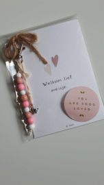 Kaart 'Welkom lief meisje' - met hanger