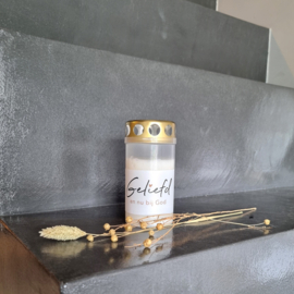 Grafkaars- Geliefd en nu bij God