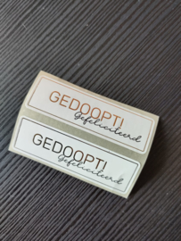 Sluitsticker 'Gedoopt, gefeliciteerd'