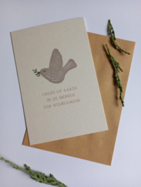 Kerstkaart Vrede op aarde met aquarelduif