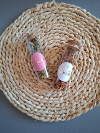 Buisjes thee moeder