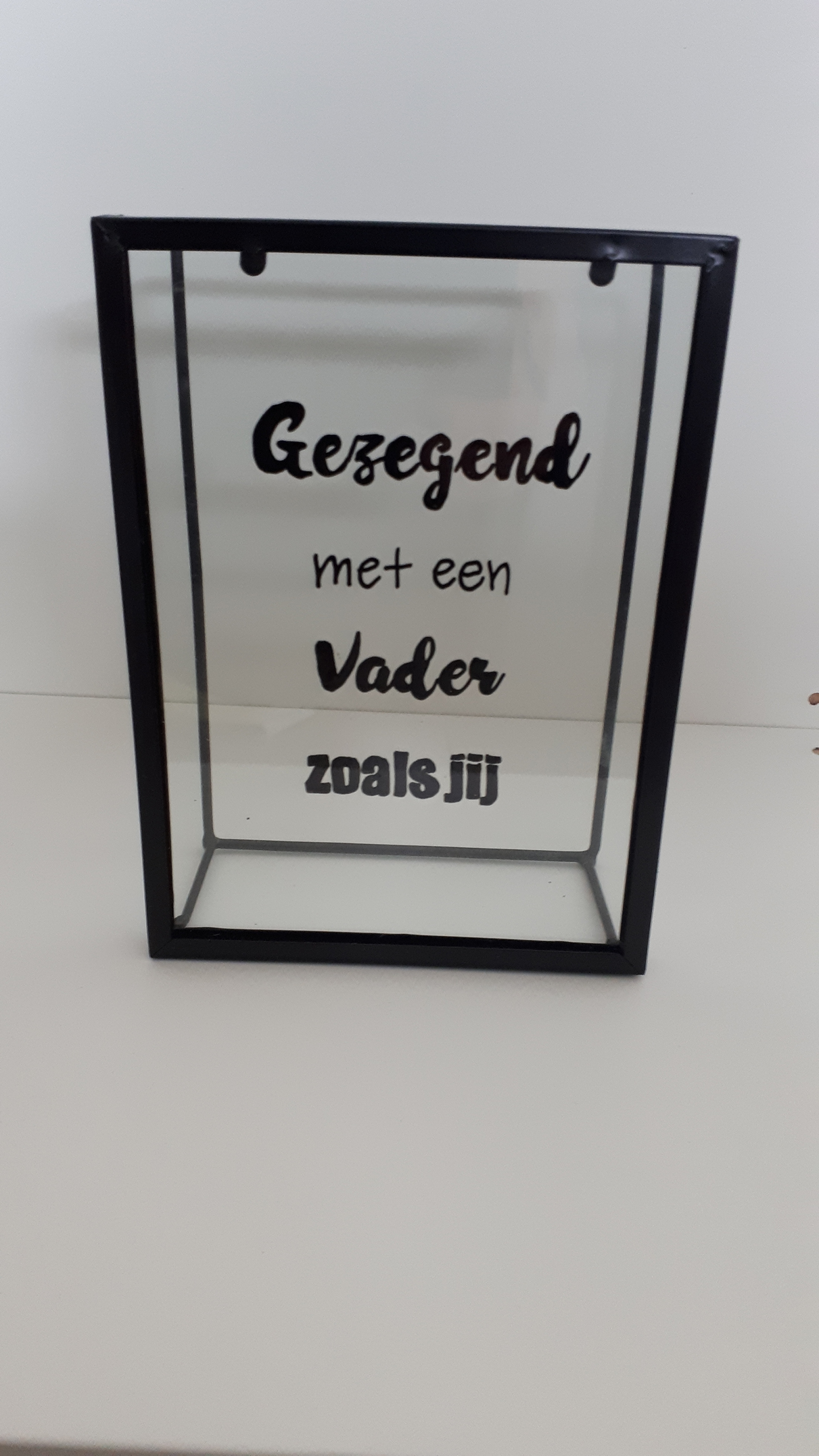 Metalen frame met vaderdagtekst