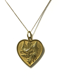 Gouden Hanger Hart Met Chinese Symbolen  Shuãng Xi ('Dubbele vreugde')- 3 cm / 5,7 g