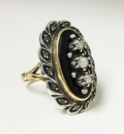 Grote Antiek Gouden Ring Roosgeslepen Diamant / Onyx  (Ovaal) - 10,45 g