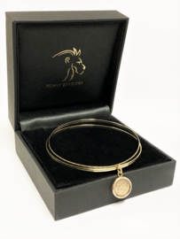 Set - 2 x 8 K Rinkel Armbanden J.F. Kennedy In Memoriam Penning