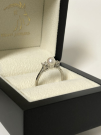 14 K Witgouden Bijzet / Aanschuif Ring Parel 0.30 ct Diamant H/VS