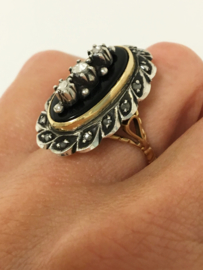 Grote Antiek Gouden Ring Roosgeslepen Diamant / Onyx  (Ovaal) - 10,45 g