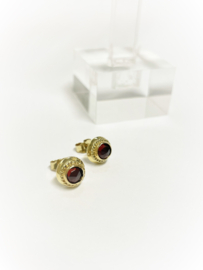 14 K Gouden Oorstekers Facet Geslepen Granaat Kabelrand