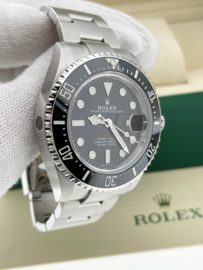 Rolex Seadweller 126600 Single Red 43 mm Full Set - Nieuw / 2023