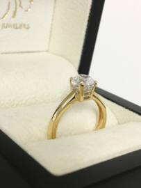 14 K Gouden Solitair Ring 1 crt  Briljantgeslepen Heldere Zirkonia