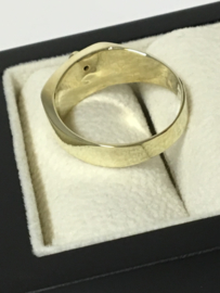 14 K Gouden Heren Ring 0.03 crt Briljantgeslepen Diamant