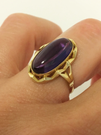 Antiek Gouden Facet Ring Cabochon Geslepen Amethyst