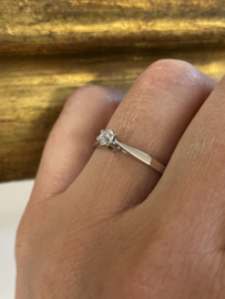 Diamonde Witgouden Solitair Ring 0.10 ct Briljant Geslepen Diamant G/VVS