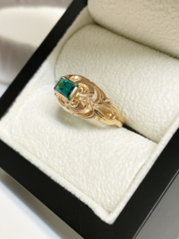 Antiek 14 K Rosé Gouden Ring Synthetisch Smaragd