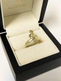 14 K Gouden Slangen Ring 0.01 crt Briljantgeslepen Diamant