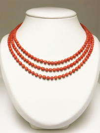 Antiek 3-Rijig Bloedkoralen Kaasjes Collier Gouden Gravé Sluiting XXX Amsterdam 1920