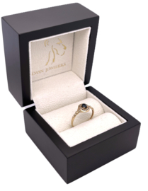 14 Karaat Gouden Ring Ovaal Saffier / Diamant