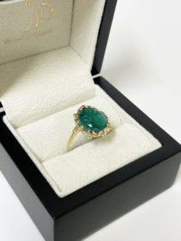 14 K Antiek Gouden Ring Gesneden Malachiet Bloemen