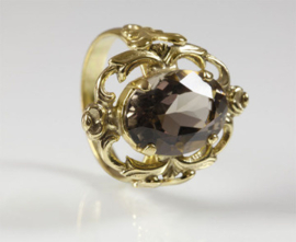 Vintage 8 Karaat Dames Ring Ovaal Gefacetteerde Rookkwarts