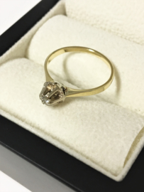 14 K Gouden Solitair Ring 0.10 crt Briljantgeslepen Diamant