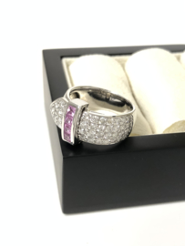 18 K Witgouden Bandring Briljantgeslepen Diamant Caré Geslepen Roze Saffier