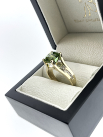 14 Karaat Geelgouden Solitair Ring 4.59 ct Natuurlijk Groen Toermalijn 0.10 ct Briljant Geslepen Diamant