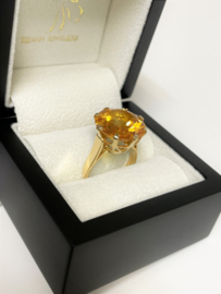 Grote 18 K Gouden Solitair Ring ca 15 Crt Briljant Geslepen Oranje Geel Saffier