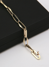 8 Karaat Closed Forever Schakel Armband - 22 cm / 9,3 g