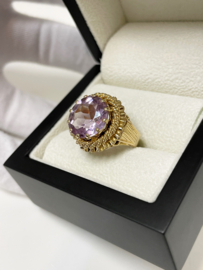 Grote 18 K Gouden Solitair Cocktail Ring ca 9 crt Briljant Geslepen Amethyst