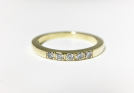 14 K Gouden Rijring 0.075 crt Briljantgeslepen Diamant