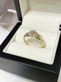 14 K Gouden Rozet Ring ca 0.15 crt Briljant Geslepen Diamant