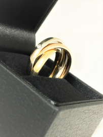 18 K Tricolor 3-Band Ring 0.15 crt Briljantgeslepen Diamant