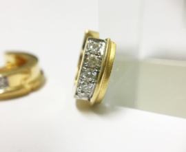 18 K Gouden Creolen 0.30 crt Briljantgeslepen Diamant